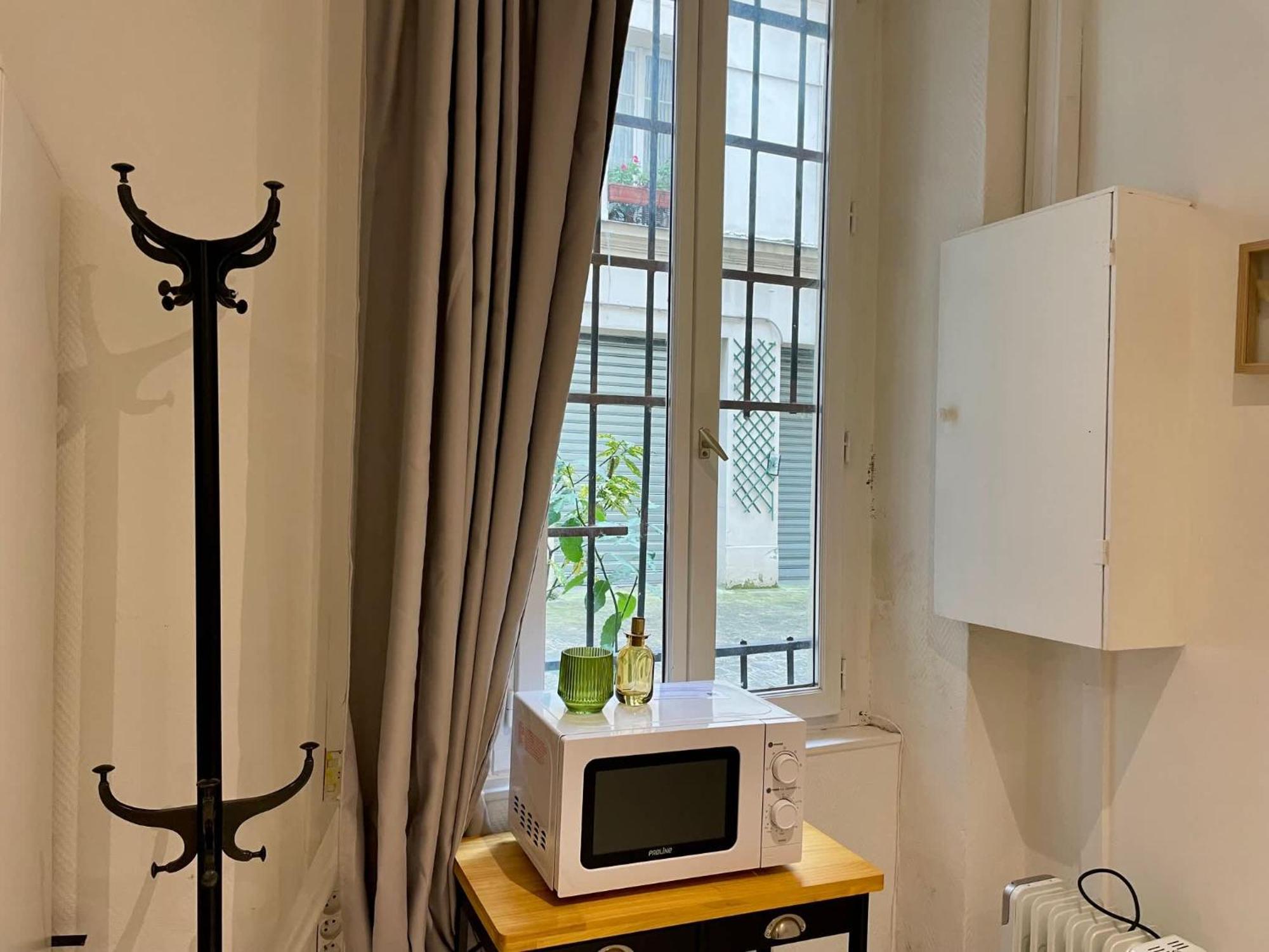 Apartment Lovely For 2 Persons Center Of *